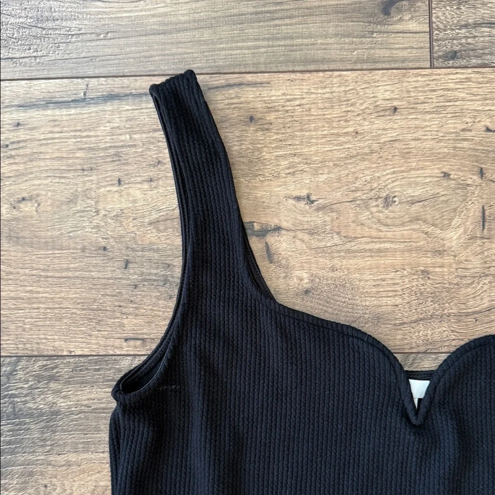 H&M Black Scallop Neck Tank Top - Picture 5 of 7